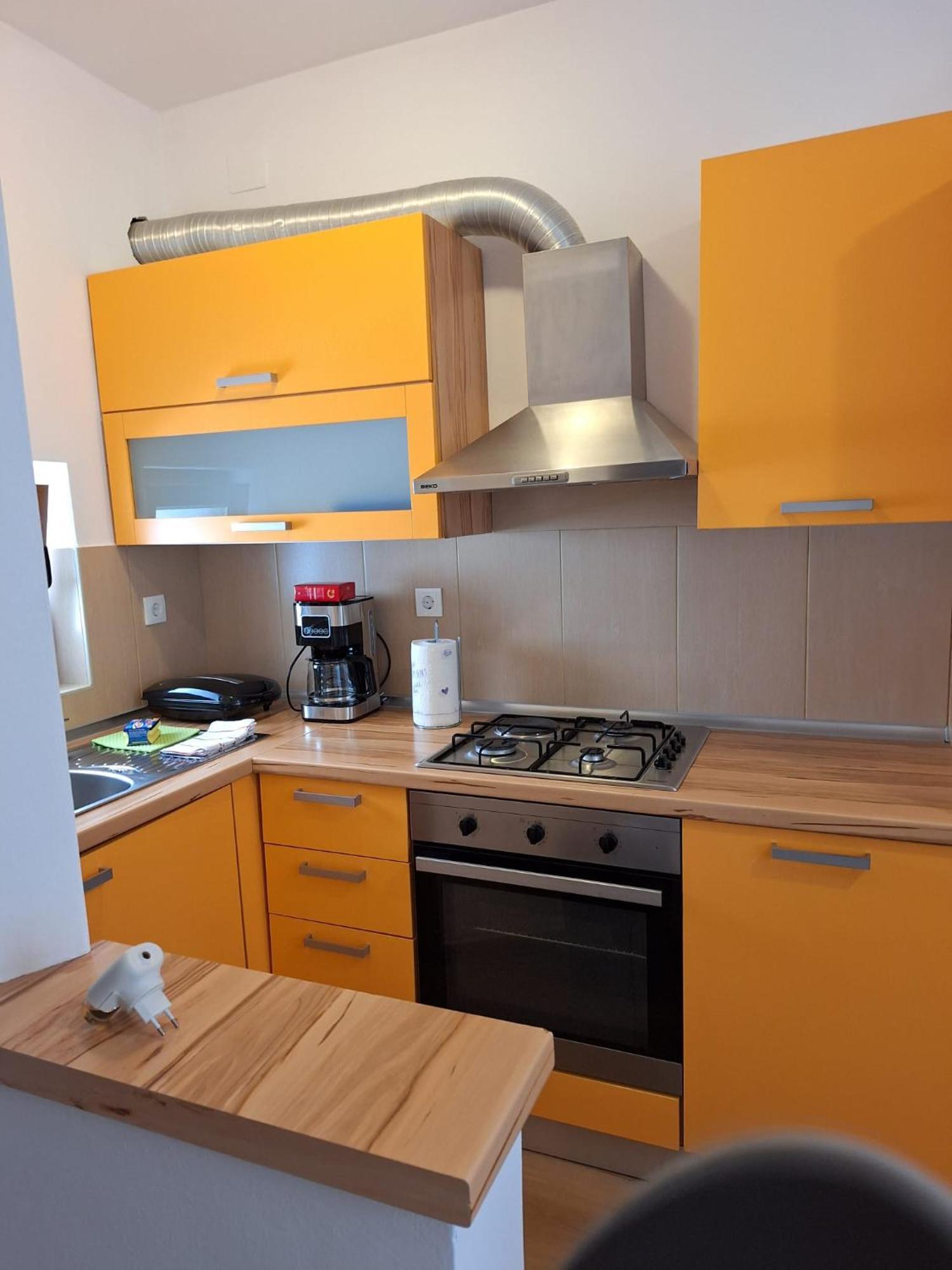 Apartman Paola Malinska Exterior photo